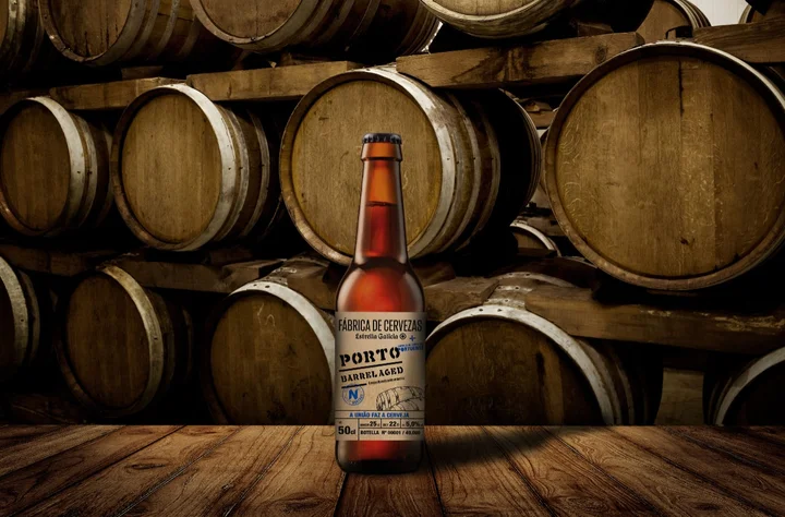 wood top table and oak wood barrel background