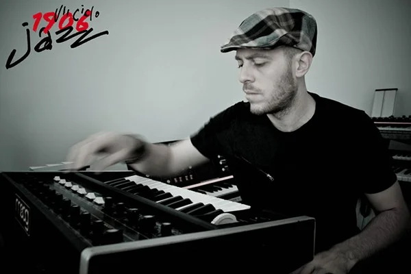 JASON LINDNER Medios Bajo 600