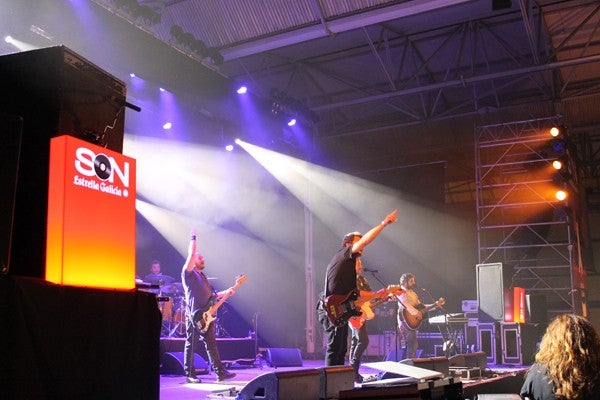 Personas en Polifonik sound 5