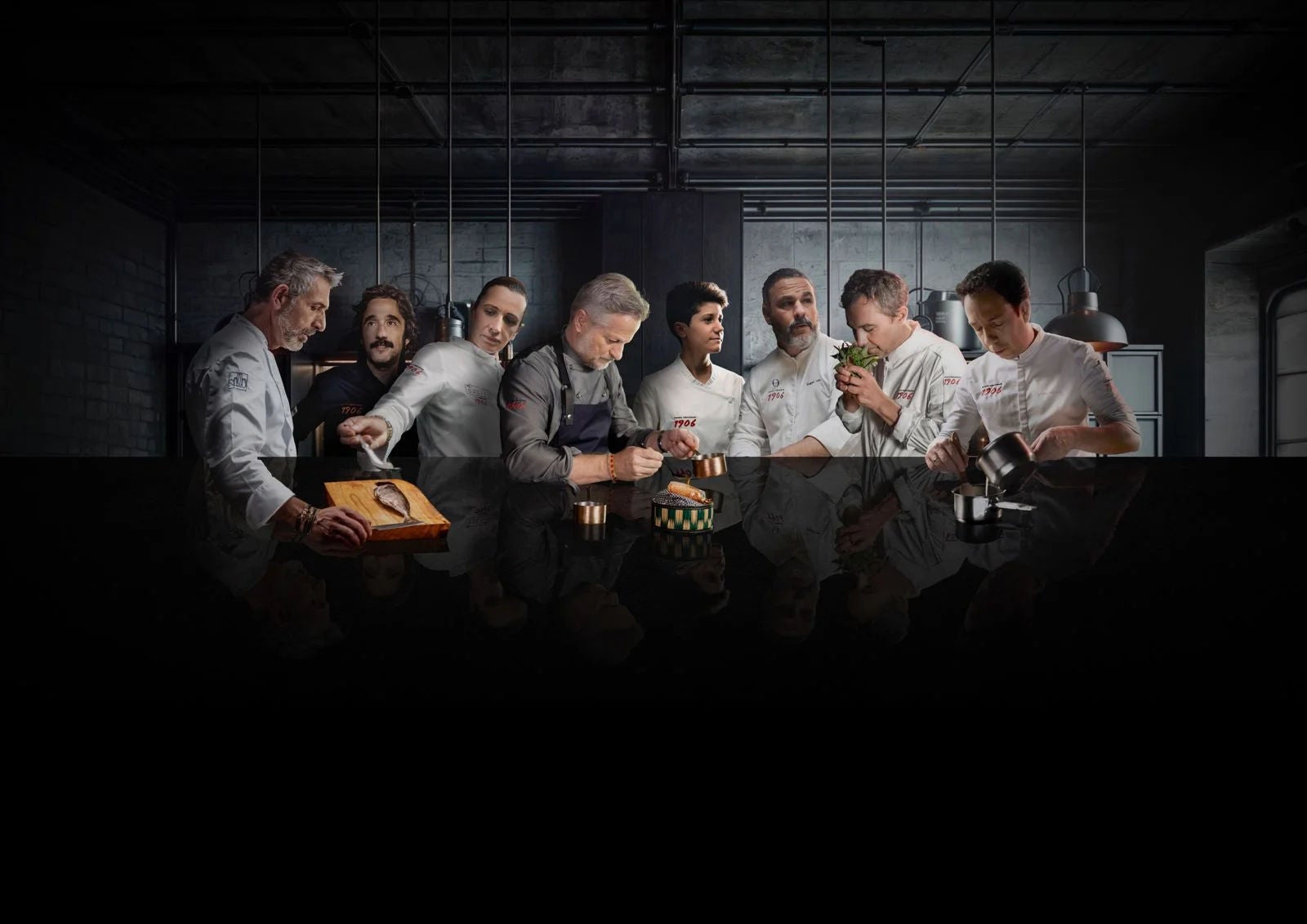 bloque gastronomico de personas conversando