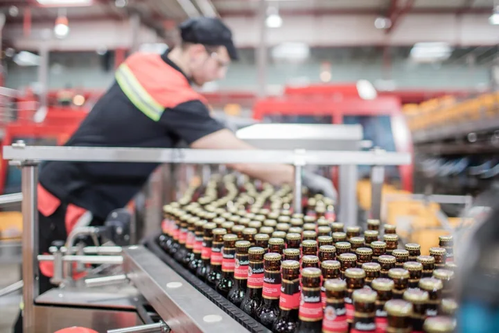 Personal 2017 Empleados Equipos Gente Trabajando Fábrica Estrella Galicia 210
