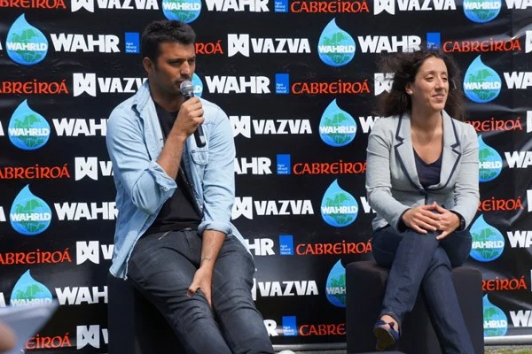 Presentación WAHRLD 009