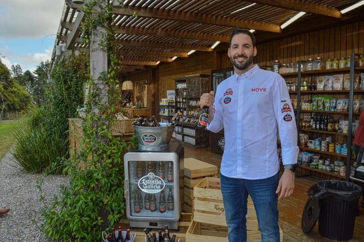 Rodaje Fuego Sagrado el Chef Gallego Julio Sotomayor Recorre Uruguay la Mano Estrella Galicia
